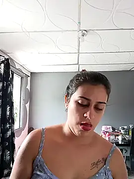 Latina sexy1 online show from 1, 2, 2025