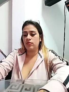 Latina sexy1 online show from 4, 2, 2025