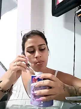 Latina sexy1 online show from 6, 2, 2025