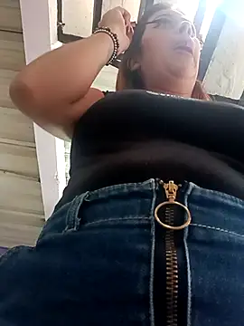 Latina sexy1 online show from 13, 2, 2025