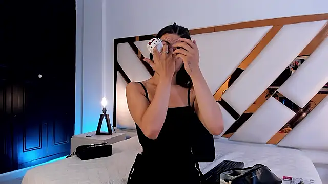 Aron cruz online show from 4, 3, 2026