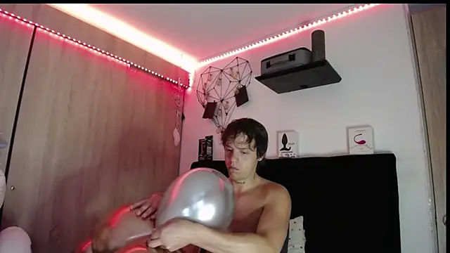 Santiago kiler online show from 14, 1, 2026