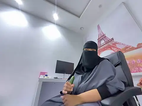 Snapshot of Submissive_Arab chatting on 15, 2, 2025 Submissive Arab online show from 15, 2, 2025