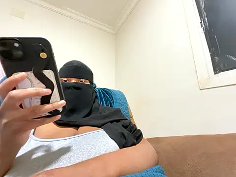 Snapshot of Submissive_Arab chatting on 16, 1, 2026 Submissive Arab online show from 16, 1, 2026