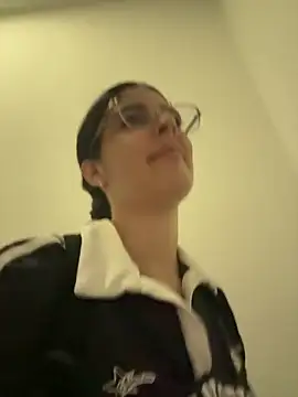 Snapshot of _Niah_ chatting on 6, 1, 2026 Niah online show from 6, 1, 2026