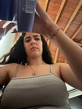 Snapshot of _Niah_ chatting on 17, 1, 2026 Niah online show from 17, 1, 2026