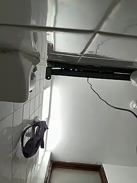 Snapshot of _Niah_ chatting on 2, 2, 2026 Niah online show from 2, 2, 2026