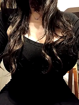 Snapshot of eva750 chatting on 16, 12, 2025 eva750 online show from 16, 12, 2025