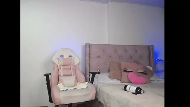 destinysweet21 online show from 12, 12, 2024