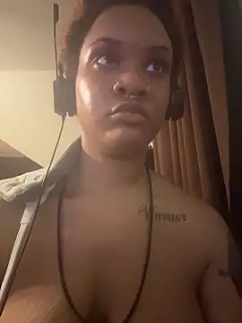 nickytheehawtie online show from 20, 2, 2026