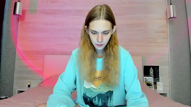 Snapshot of molly_hunt_ chatting on 9, 11, 2025 molly hunt online show from 9, 11, 2025