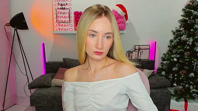 bella  rose online show from 22, 12, 2024