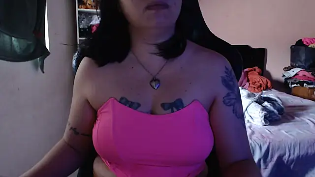 Snapshot of Ta_maravilhosaaa chatting on 15, 1, 2025 Ta maravilhosaaa online show from 15, 1, 2025