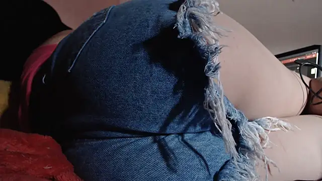 Snapshot of Ta_maravilhosaaa chatting on 4, 2, 2025 Ta maravilhosaaa online show from 4, 2, 2025