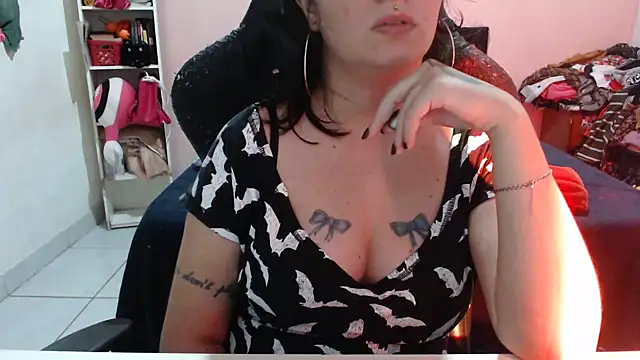 Snapshot of Ta_maravilhosaaa chatting on 18, 2, 2025 Ta maravilhosaaa online show from 18, 2, 2025