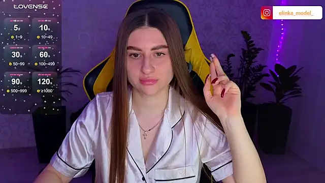 Snapshot of Elishka_ chatting on 22, 2, 2025 Elishka online show from 22, 2, 2025