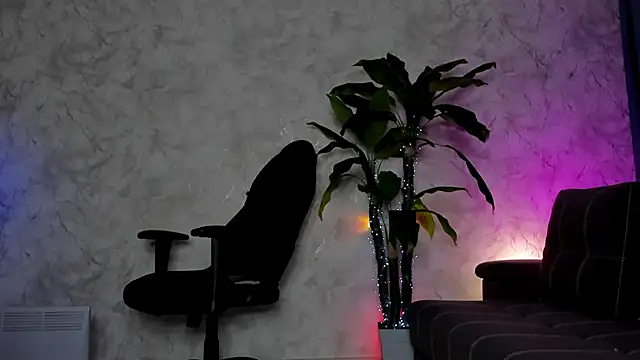 Emma7 online show from 31, 10, 2025