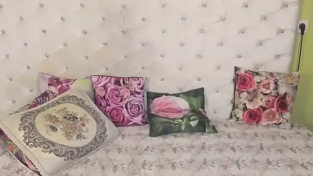 DoraMay online show from 25, 9, 2025