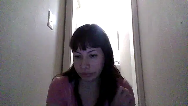 Snapshot of petitedoll29 chatting on 28, 10, 2025 petitedoll29 online show from 28, 10, 2025