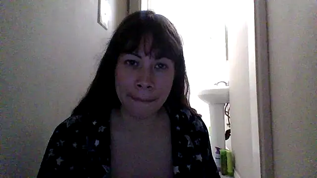 Snapshot of petitedoll29 chatting on 16, 12, 2025 petitedoll29 online show from 16, 12, 2025