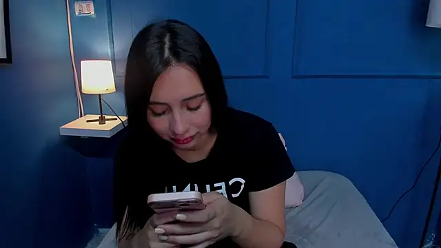 isabella jade online show from 6, 1, 2025