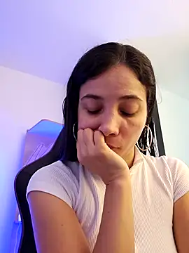 miaeyes online show from 10, 1, 2025