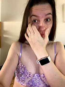 Snapshot of Nicole-Ray chatting on 7, 11, 2025 Nicole-Ray online show from 7, 11, 2025