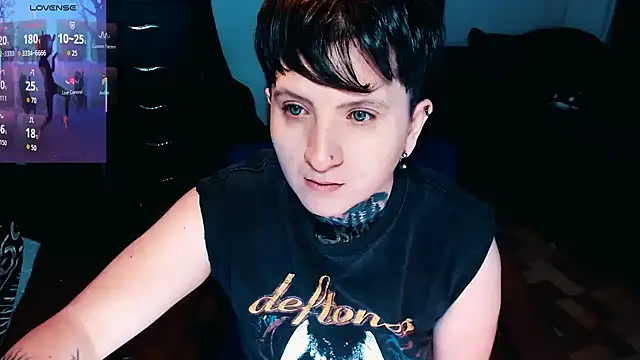 Snapshot of Marieblueeyes chatting on 21, 10, 2025 Marieblueeyes online show from 21, 10, 2025