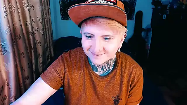 Snapshot of Marieblueeyes chatting on 31, 10, 2025 Marieblueeyes online show from 31, 10, 2025