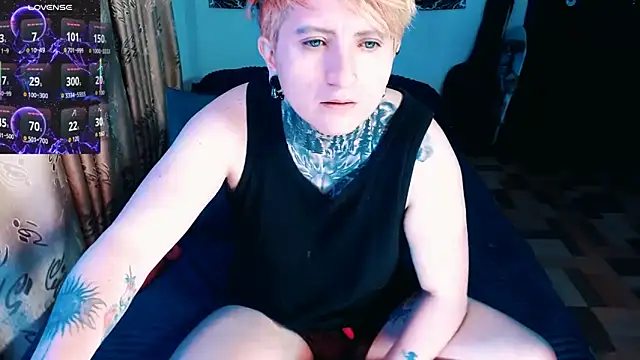 Snapshot of Marieblueeyes chatting on 9, 11, 2025 Marieblueeyes online show from 9, 11, 2025