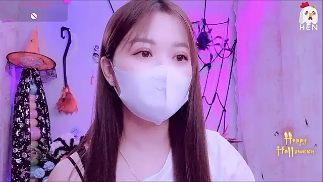 Snapshot of hen237 chatting on 24, 10, 2025 hen237 online show from 24, 10, 2025