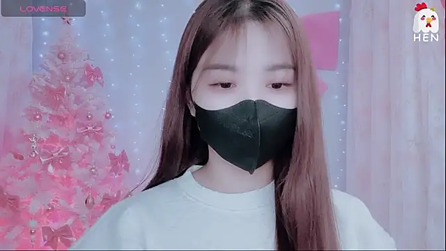 Snapshot of hen237 chatting on 1, 12, 2025 hen237 online show from 1, 12, 2025