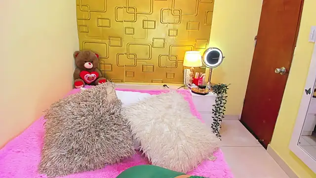 Julia Haye online show from 30, 11, 2025