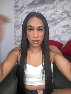 Ashly Miller online show from 28, 1, 2025