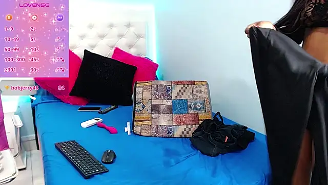 Viiictoriiaa online show from 14, 1, 2025