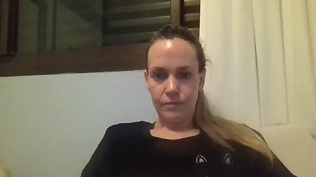 Annylove1 online show from 8, 10, 2025