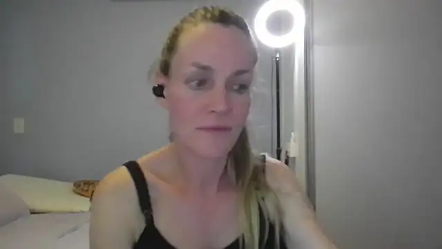 Annylove1 online show from 17, 12, 2025