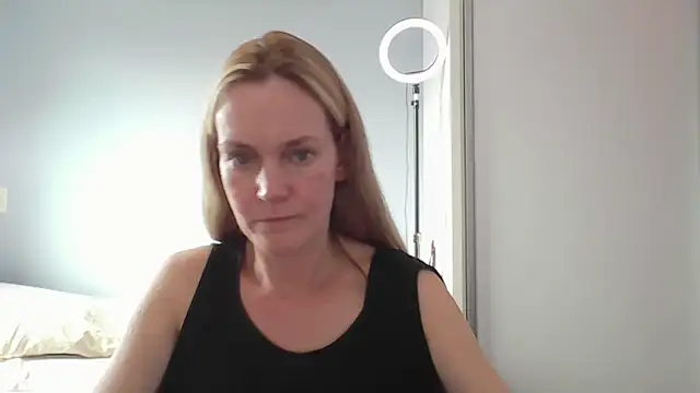 Annylove1 online show from 18, 2, 2026