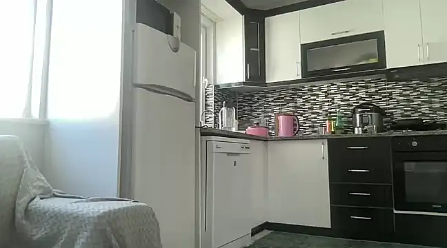 Snapshot of ALPHANDRE chatting on 1, 3, 2025 ALPHANDRE online show from 1, 3, 2025