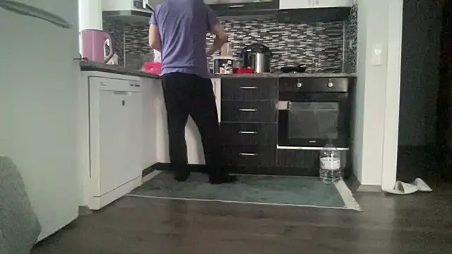 Snapshot of ALPHANDRE chatting on 5, 3, 2025 ALPHANDRE online show from 5, 3, 2025