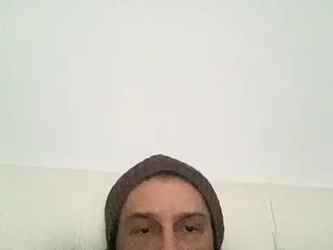 Snapshot of ALPHANDRE chatting on 20, 3, 2025 ALPHANDRE online show from 20, 3, 2025