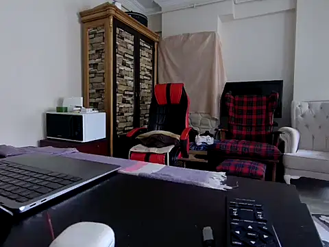 Snapshot of ALPHANDRE chatting on 18, 9, 2025 ALPHANDRE online show from 18, 9, 2025