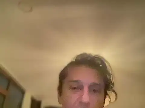 Snapshot of ALPHANDRE chatting on 26, 10, 2025 ALPHANDRE online show from 26, 10, 2025