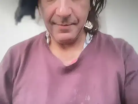 Snapshot of ALPHANDRE chatting on 2, 11, 2025 ALPHANDRE online show from 2, 11, 2025