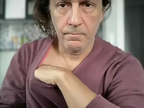 Snapshot of ALPHANDRE chatting on 3, 11, 2025 ALPHANDRE online show from 3, 11, 2025