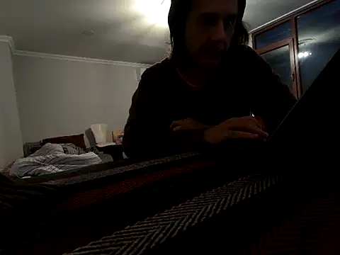 Snapshot of ALPHANDRE chatting on 3, 11, 2025 ALPHANDRE online show from 3, 11, 2025