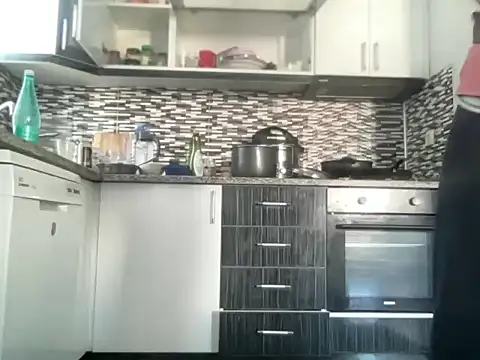 Snapshot of ALPHANDRE chatting on 4, 11, 2025 ALPHANDRE online show from 4, 11, 2025