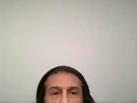 Snapshot of ALPHANDRE chatting on 19, 11, 2025 ALPHANDRE online show from 19, 11, 2025