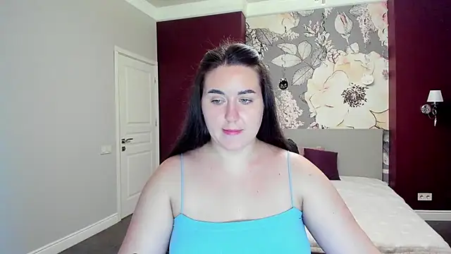 Snapshot of Roxie_Bradley chatting on 28, 10, 2025 Roxie Bradley online show from 28, 10, 2025