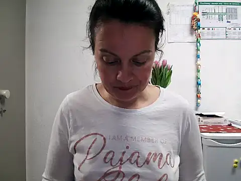 LoveNBloom online show from 22, 3, 2025